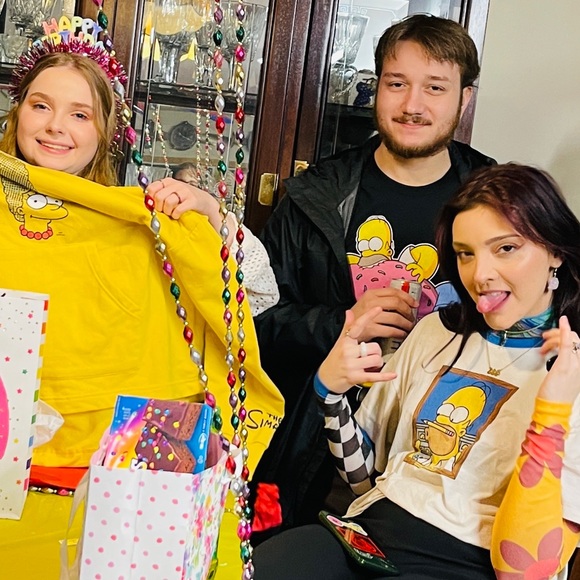 Meet your Posher, Tara - Picture 13 of 15